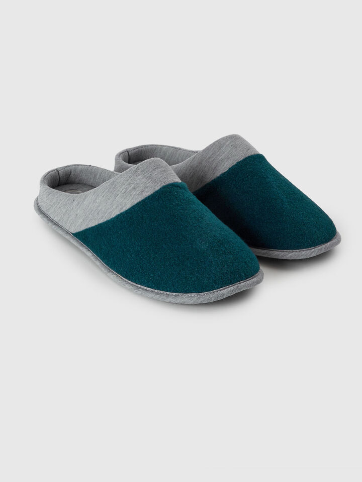 SLIPPERS image number 2